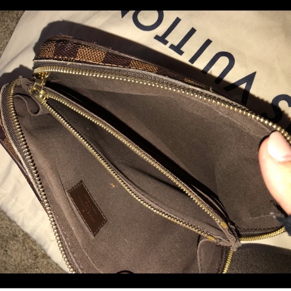 100% authentic Louis Vuitton Bum Bag - Picture 2 of 7